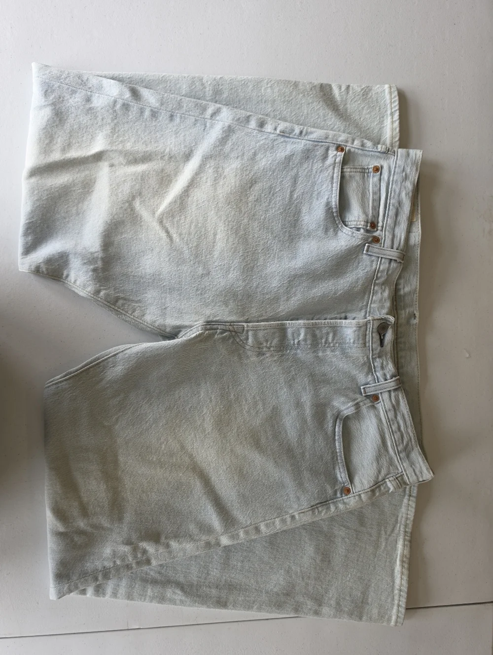 Levi Strauss 501 Men's Light Wash Jean Size 36x30.